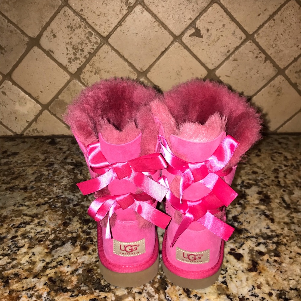 Tall Bailey Bow UGGs NEW